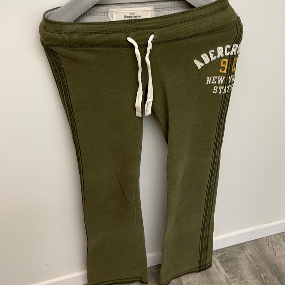 Abercrombie Kids sweatpants
